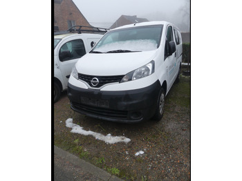 Small van NISSAN NV200