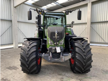 Farm tractor Fendt 724 Vario S4 Profi: picture 2