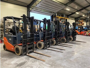 Electric forklift Toyota 2 ton Traigo 20 Duplex Freelift Sideshift Elektra Heftruck: picture 4