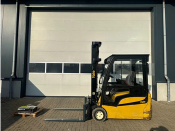 Electric forklift YALE
