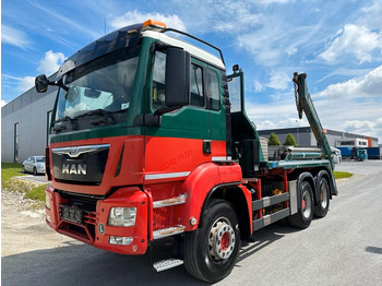 Skip loader truck MAN TGS 26.400