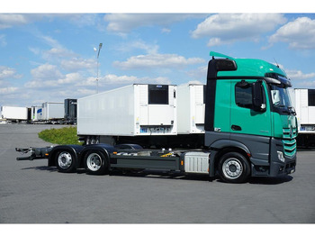 Cab chassis truck Mercedes-Benz ACTROS / 2548 / ACC / E 6 / MP 5 / MEGA / BDF 7,82 M / RETARDER: picture 4