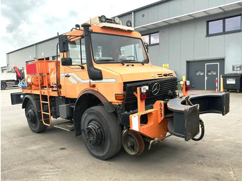 Municipal/ Special vehicle UNIMOG