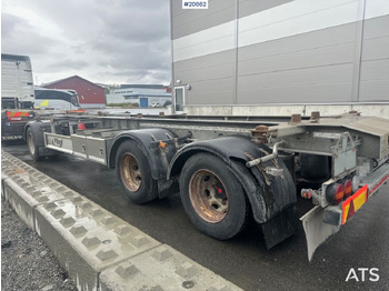 Container transporter/ Swap body trailer Fliegl containerhenger: picture 5