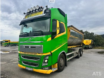 Hook lift truck VOLVO FH16 750