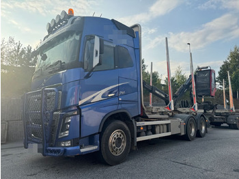Log truck VOLVO FH 750