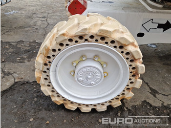 Articulated boom 2012 JLG 340AJ: picture 3