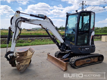 Mini excavator BOBCAT E27