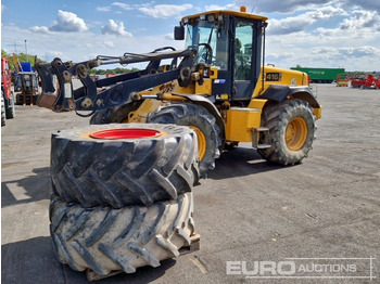 Wheel loader JCB