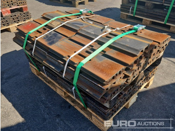 Spare parts for Excavator 600mm Steel Plates to suit Komatsu PC210: picture 3