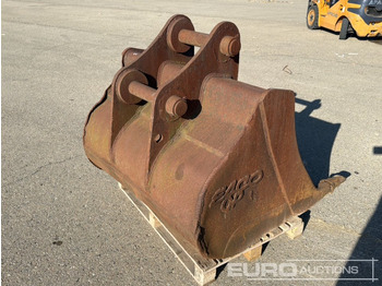 Bucket 49" Digging Bucket to suit Backhoe Loader: picture 4