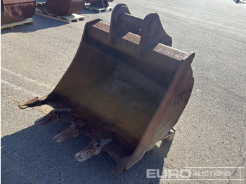 Bucket 49" Digging Bucket to suit Backhoe Loader: picture 2