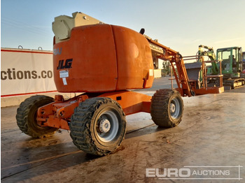 Aerial platform JLG