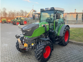 Farm tractor FENDT 211 P Vario