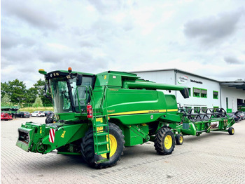 Combine harvester JOHN DEERE T660