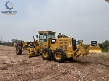 Grader CATERPILLAR 140G
