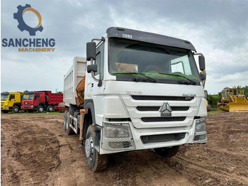 Crane truck SINOTRUK HOWO