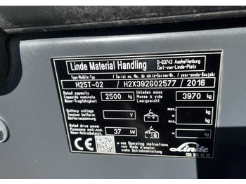 LPG forklift Linde H25T-02: picture 2