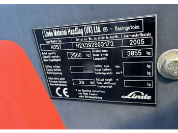 LPG forklift Linde H25T: picture 4