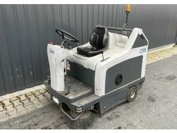Industrial sweeper