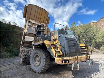 Dumper CATERPILLAR