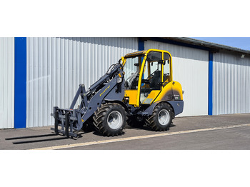 Compact loader EUROTRAC
