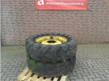 Wheels and tires PIRELLI