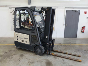 Electric forklift CROWN