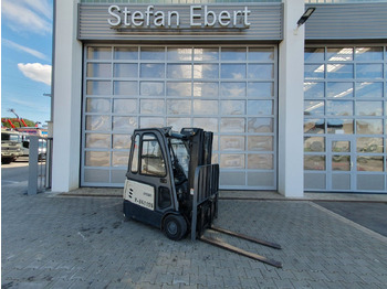 Electric forklift CROWN