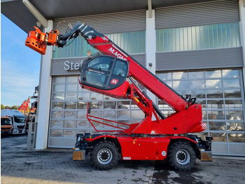 Telescopic handler MAGNI RTH