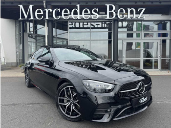 Sedan MERCEDES-BENZ