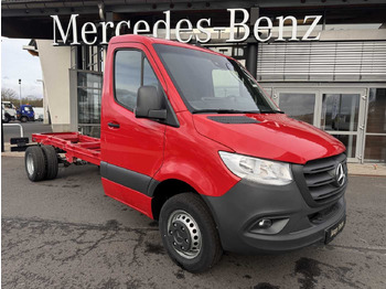 Cab chassis truck MERCEDES-BENZ Sprinter