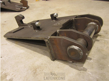 Quick coupler
