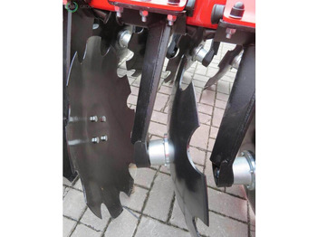 Disc harrow Awemak brona talerzowa składana hydraulicznie Ozyrys BTH4: picture 4