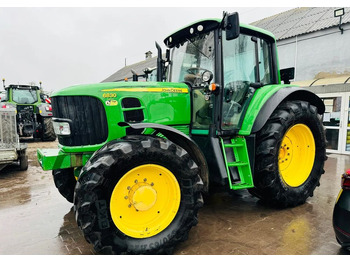 Farm tractor JOHN DEERE 6830
