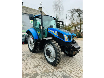 Farm tractor New Holland T5.115: picture 3