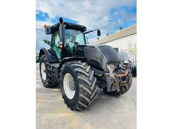 Farm tractor VALTRA S-series