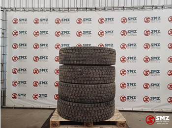 Tire BRIDGESTONE