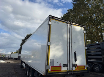 Closed box semi-trailer Krone Laadklep APK: picture 2 Closed box semi-trailer Krone Laadklep APK: picture 2