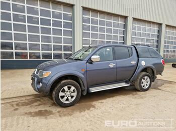 Pickup truck 2008 Mitsubishi L200: picture 1
