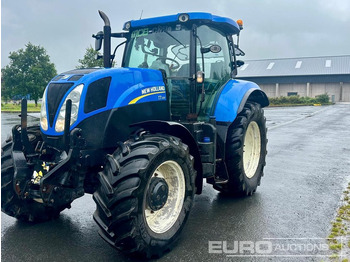 Farm tractor NEW HOLLAND T7.200
