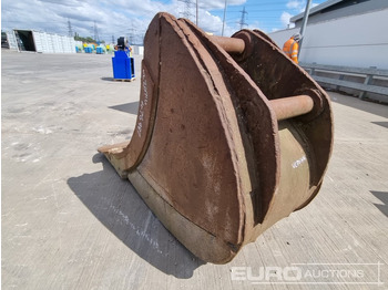Bucket 30" Scoop Bucket 90mm Pin to suit 30 Ton Excavator: picture 3
