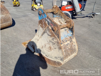 Bucket Geith 18" Digging Bucket 65mm Pin to suit 13 Ton Excavator: picture 3