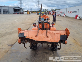 Compact tractor Kubota B1400: picture 4