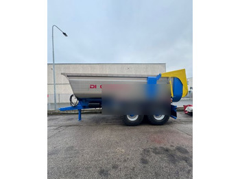 Farm tipping trailer/ Dumper