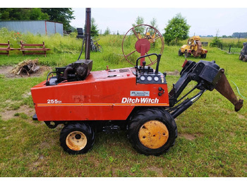 Trencher DITCH WITCH