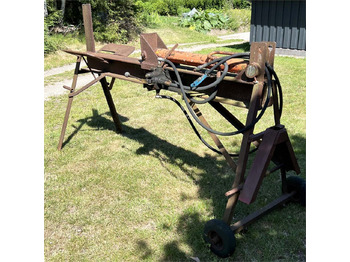 Log splitter
