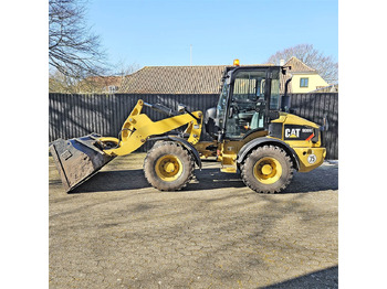 Wheel loader Caterpillar 908 H2: picture 2