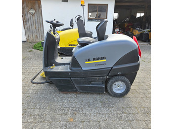 Industrial sweeper