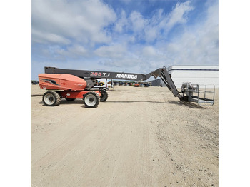 Telescopic boom MANITOU